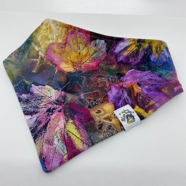 Frosty Leaves Bib
