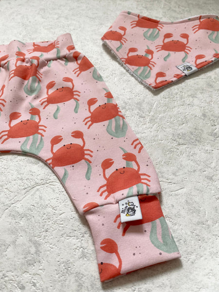 Crabulous Bib